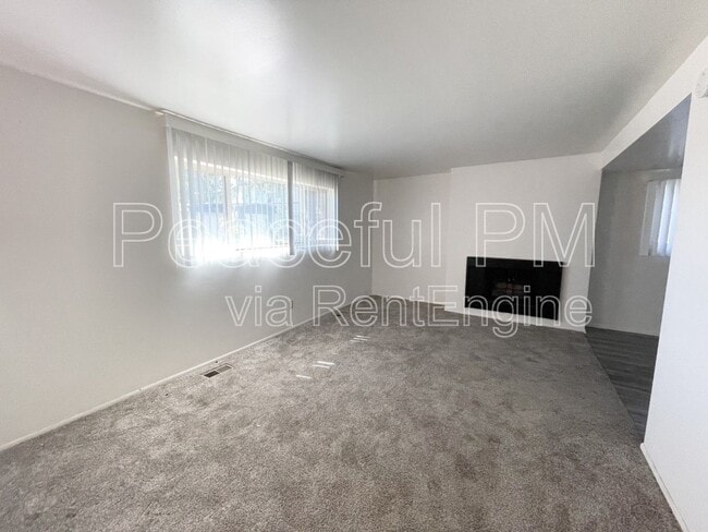 1475 Brooklane Cir S in Millcreek, UT - Building Photo - Building Photo