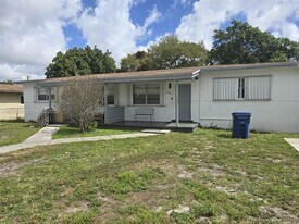 15741 NW 38th Pl in Opa Locka, FL - Building Photo