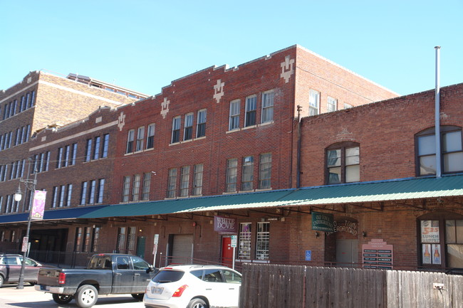 Rock Island Lofts in Wichita, KS - Foto de edificio - Building Photo
