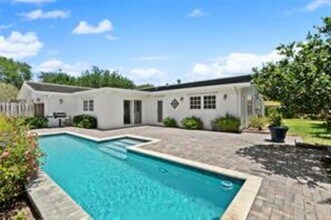 2070 NE 54th Ct in Fort Lauderdale, FL - Building Photo - Building Photo