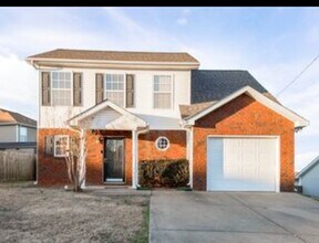 1138 Phelissa Dr in La Vergne, TN - Building Photo - Building Photo