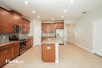 4664 Egg Harbor Dr in Kissimmee, FL - Building Photo - Building Photo