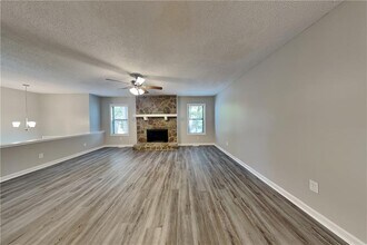 4523 Hickory Grove Dr NW in Acworth, GA - Building Photo - Building Photo