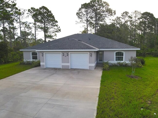 15 Unique Ct in Palm Coast, FL - Building Photo - Building Photo
