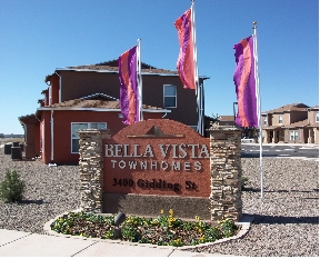 Bella Vista Townhomes in Clovis, NM - Building Photo