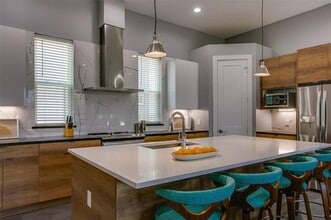 2239 Lovedale Ave in Dallas, TX - Building Photo - Building Photo