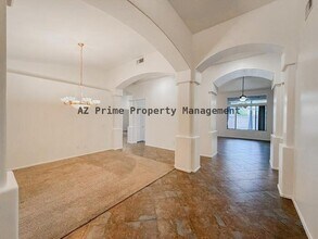 890 N Bullmoose Dr in Chandler, AZ - Building Photo - Building Photo