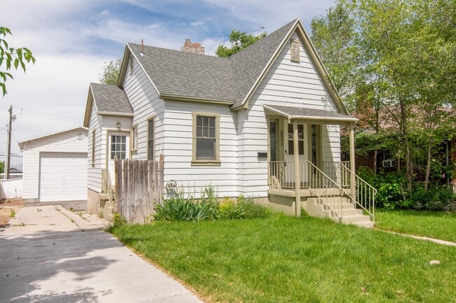 property at 2002 View St E