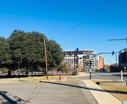 1009 12th St in Tuscaloosa, AL - Building Photo