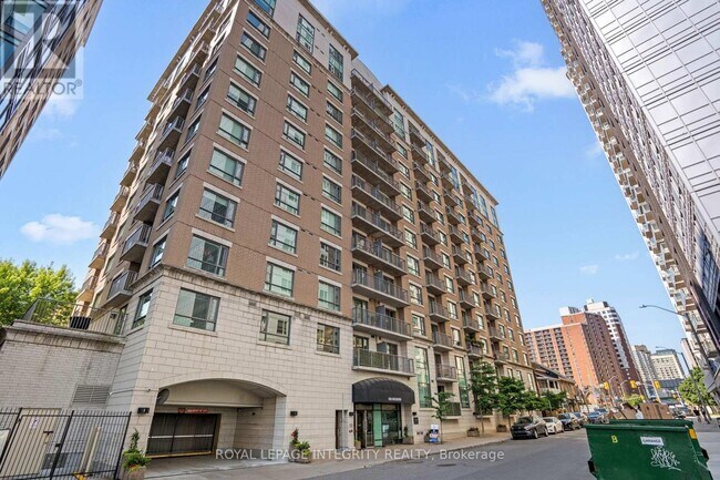 200 Besserer St in Ottawa, ON - Building Photo - Building Photo