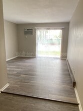 217 Charleston Blvd in Macomb, IL - Building Photo - Building Photo
