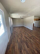 213 21st St NW in Minot, ND - Building Photo - Building Photo