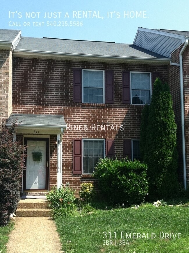 311 Emerald Dr in Harrisonburg, VA - Building Photo - Building Photo