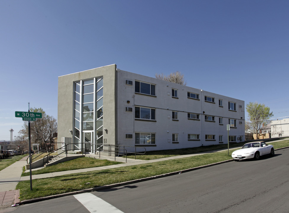 HAWC Apartments in Denver, CO - Building Photo