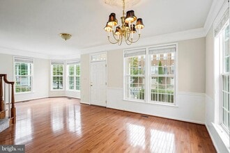 21946 Windover Dr in Broadlands, VA - Building Photo - Building Photo