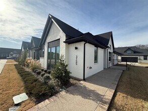 3155 Winter Rose Way in Arlington, TX - Building Photo - Building Photo