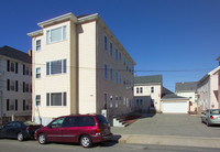 398 Ferry St in Fall River, MA - Foto de edificio - Building Photo