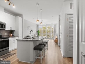 10755 Fairgrounds Dr in Fairfax, VA - Building Photo - Building Photo