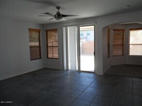 9039 W Clara Ln in Peoria, AZ - Building Photo - Building Photo