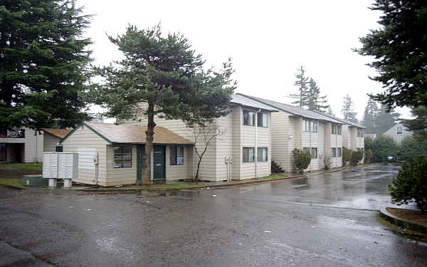 Sunset Apartments in Portland, OR - Building Photo - Building Photo