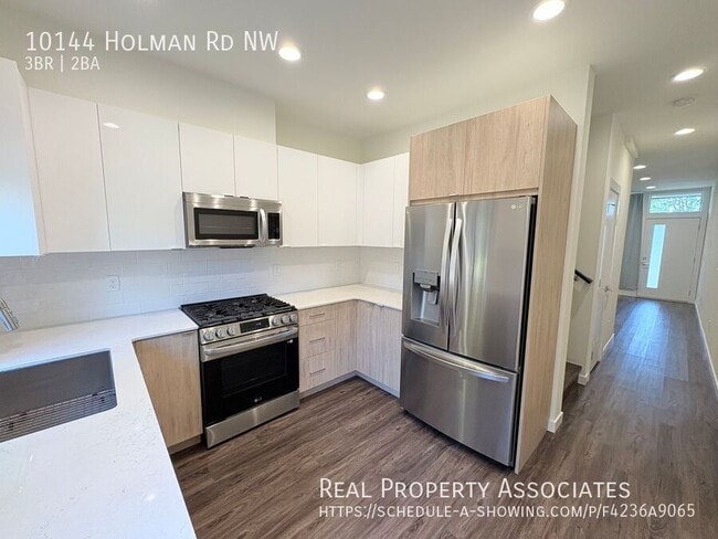 property at 10144 Holman Rd NW