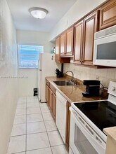 3212 NE 8th Ct in Pompano Beach, FL - Building Photo - Building Photo
