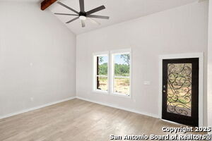 255 County Rd 146 in Floresville, TX - Building Photo - Building Photo