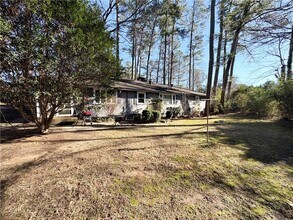 4061 Lower Roswell Rd in Marietta, GA - Foto de edificio - Building Photo