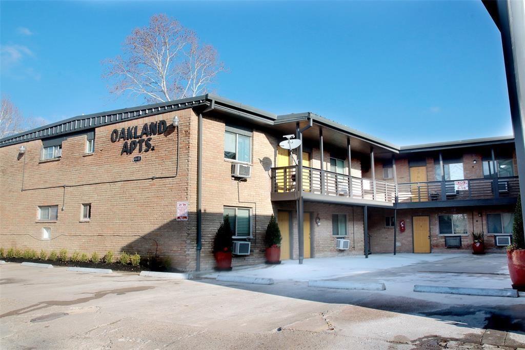 4811 Oakland St-Unit -08 in Houston, TX - Building Photo