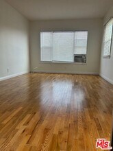 12003 Louise Ave in Los Angeles, CA - Building Photo - Building Photo