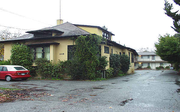 Mariposa Apartments in Mountain View, CA - Foto de edificio - Building Photo