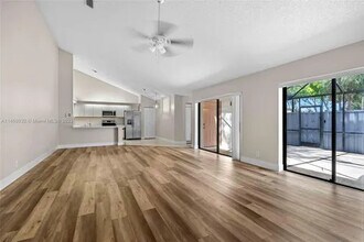 8912 Thumbwood Cir in Boynton Beach, FL - Building Photo - Building Photo