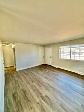 5660-5670 W 52nd Ave in Denver, CO - Building Photo - Building Photo