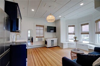 109 Church St in Newport, RI - Building Photo - Building Photo