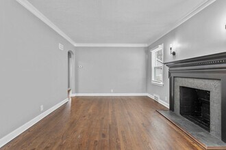 231 E 74 Terrace in Kansas City, MO - Building Photo - Building Photo