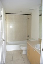 2630 SW 28th St-Unit -Apt 13B in Coral Gables, FL - Building Photo - Building Photo