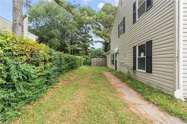1183 Meadow Sage Ln in Virginia Beach, VA - Building Photo - Building Photo