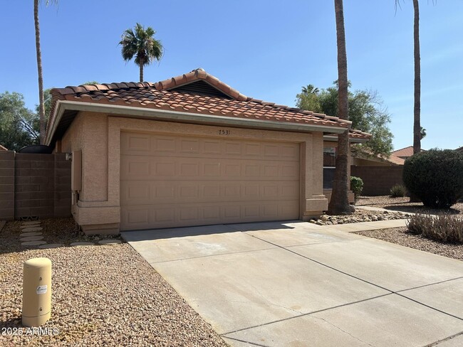 7531 W Taro Ln in Glendale, AZ - Building Photo - Building Photo