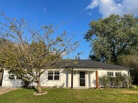 7303 Carol Dr in Greenville, TX - Building Photo