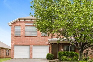 8613 Wagon Trail in Aubrey, TX - Building Photo