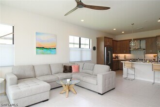 14620 Kingfisher Lp in Naples, FL - Building Photo - Building Photo