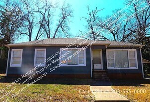 920 W 6th St in Tyler, TX - Building Photo