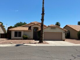 31 S Ash Dr in Chandler, AZ - Building Photo