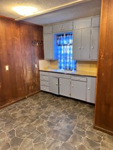 2025 E 3rd Ave in Caney, KS - Building Photo - Building Photo