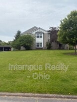 3835 Indian Run Dr in Canfield, OH - Building Photo
