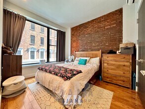 72 Willoughby St in Brooklyn, NY - Foto de edificio - Building Photo