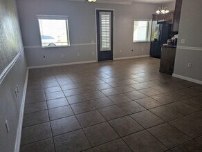 6500 S Farm-to-Market 565 Rd in Baytown, TX - Building Photo - Building Photo