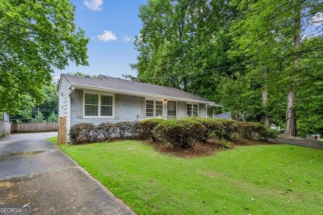 property at 1910 La Dawn Ln NW