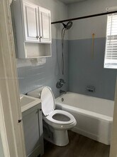 960 SW 7th St in Miami, FL - Building Photo - Building Photo