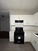 51 Summit Ave in Newark, NJ - Building Photo